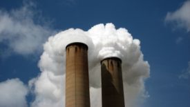 coal_power_plant_smokestack_新利luckenrwebready.jpg