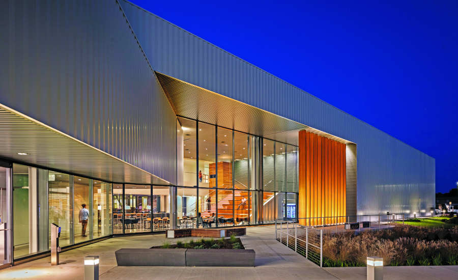 Smithgroup的Zeiss Michigan质量卓越中心的设计