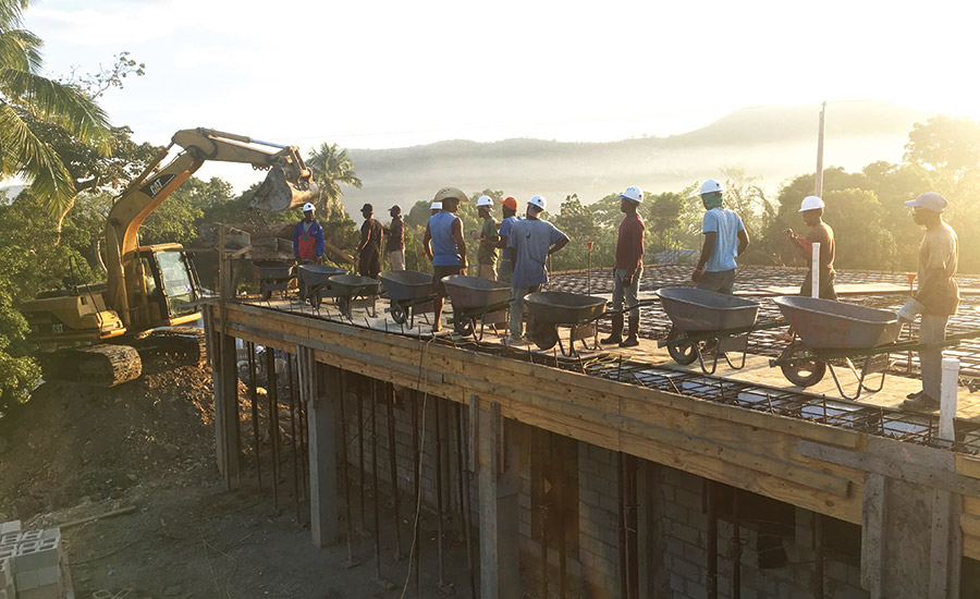 Haiti_18luck官网Projects-Library_2017_Credit新利luck-BHI (3) _ENRready-wheelbarrows.jpg